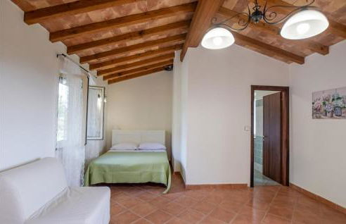 5 Bedroom Beautiful Home In Giove - Foto 31