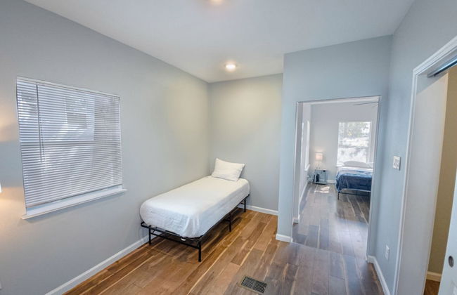 Magnificent Large Home Near Downtown - Foto 5