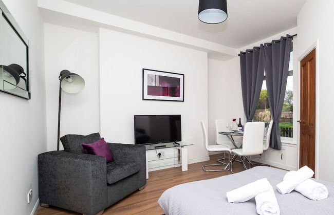 One Bedroom Apartment by Klass Living Serviced Accommodation Bellshill - Cosy Apartment with WIFI and Parking - Foto 11