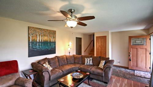 Quaint Duluth Hideaway with Private Fenced-In Yard! - Foto 4