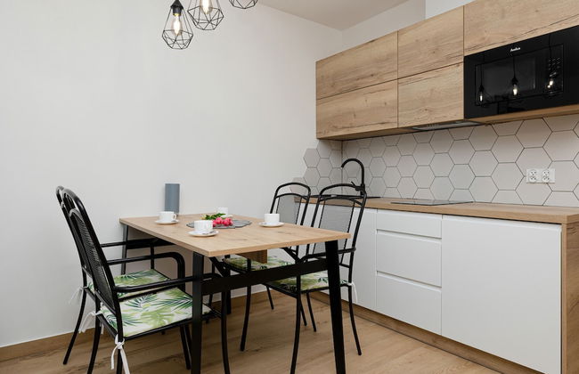 Zielona 11 Apartments by Renters - Photo 34