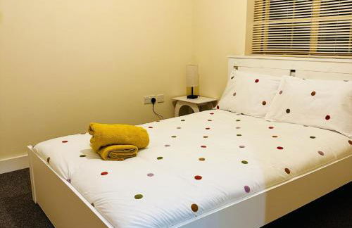 Stunning 5-Bed House in Peterborough host 15 g - Foto 26