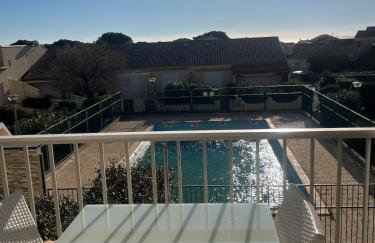2 bedroom apartment, sleeps 4 - Photo 7