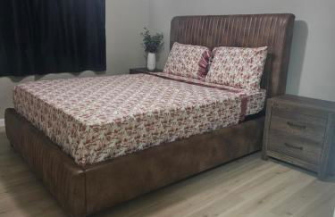 Four Bedroom Family and friends cozy home - Foto 11