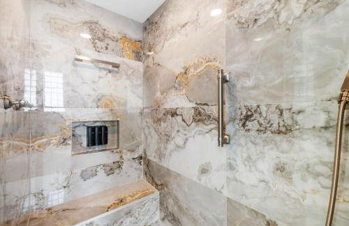 Grand 6BR Plantation Estate w/ Tennis & Pool - Foto 45