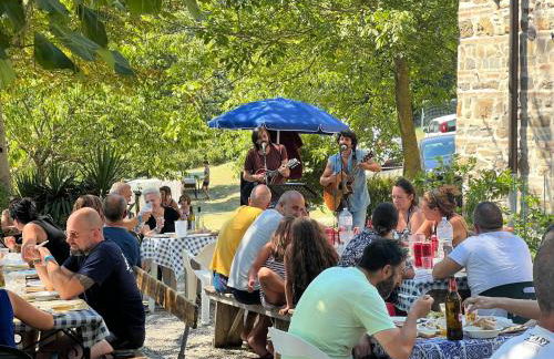 Ala di Maniero in Agriturismo Valdrago in Toscana, nel Verde Mugello sulle Colline di Firenze Autodromo Mugello Circuit - Foto 63