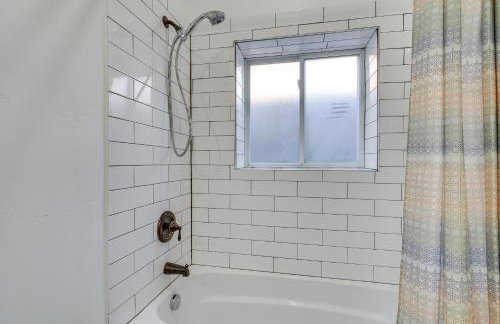 Stunning Peak Views Near Utah Lake! Cozy Getaway - Photo 19