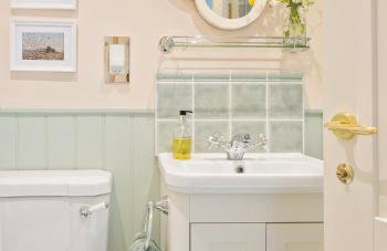 Enchanting Harbourside Cottage with Panoramic Views - Foto 30