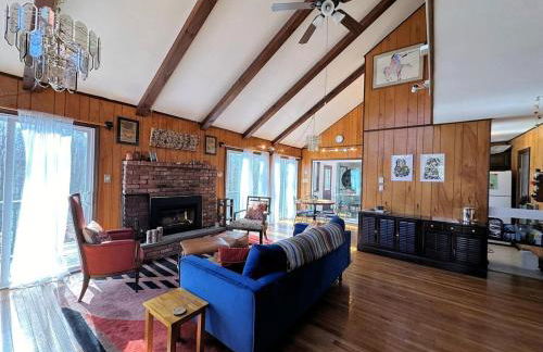 Paradise Uncovered Chalet Near Lake - Foto 3