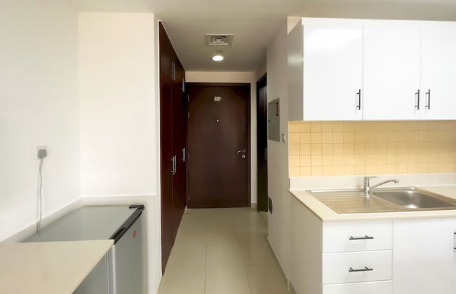 Stunning Sea View Apt. With Balcony - RAK - Photo 7