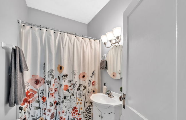 Charming 2br Hot Tub Getaway 2 Bedroom Home - Foto 14