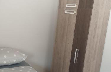 Loft estilo kitnet sem garagem próx Mega atacado da Guaíra - Foto 13