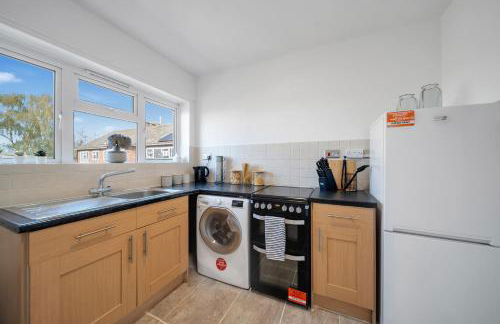 Chic Colchester Flat - Foto 8