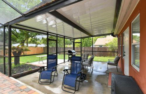 Red Royalty Pool, King Bed, Yard - Foto 5