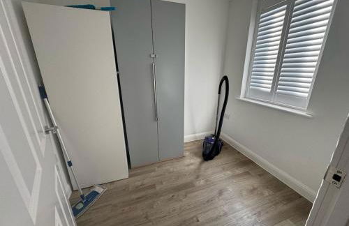 #53 Stylish 4 Bed Home 2 Full 1 Half Bath Free Parking - Foto 15