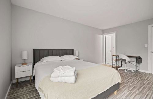 Peaceful & Trendy Unit Near Attractions - Foto 9