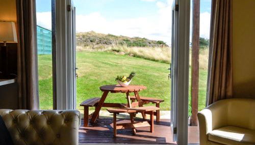 Seaviews And Hot Tub At The Fairways - Uk39821 - Foto 3