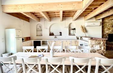 Gîte dans un domaine - La cave du vigneron - Uzès - 10 personnes - Foto 1