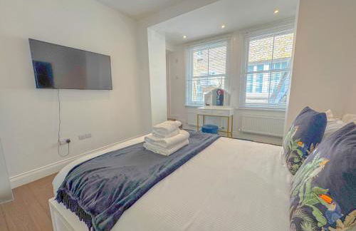 Pass the Keys Stylish 1 bed Soho Flat - Photo 9