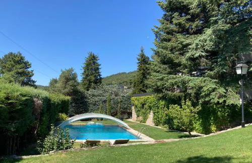 Los Cedros, gran chalet con piscina y apartamento en Navacerrada - Foto 33