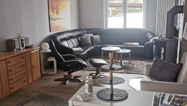 Schöne offene Ferienwohnung mit großer Terrasse. - Foto 4