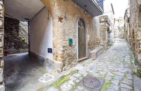 Amazing Home In Frazione Cosentini - Foto 10