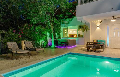 Villa Zara with 32 sqm heated Pool, Jacuzzi, Billiard, Tennis table, 8pax - Photo 38