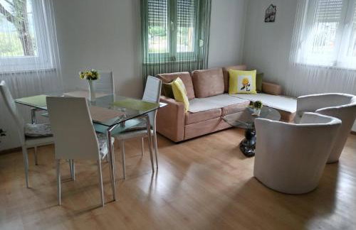 Yellow Rose - Foto 27