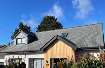 Stunning 4 Bedroom Home with Wild Spa, Gym & Hot Tub - Foto 7