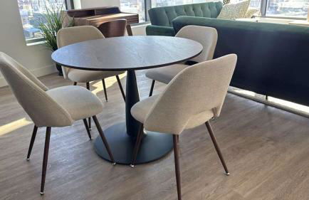 Central Serene Penthouse w King bed GYM Parking - Foto 29