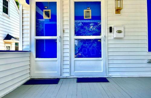 The Sapphire Haven - Your Old Brooklyn Oasis Awaits Families, Couples, Business Travelers Near Downtown With Parking, 300 MB WiFi & Self Check-In - Foto 45