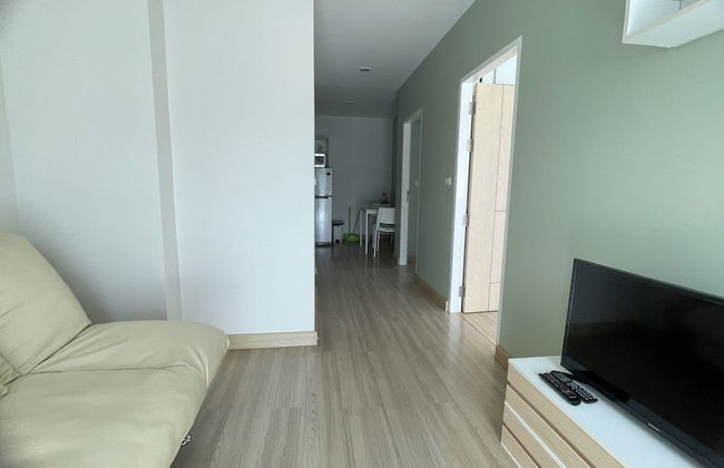 Happy Place Condo - Photo 7