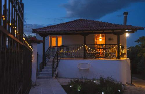 Gurba's House - Photo 1