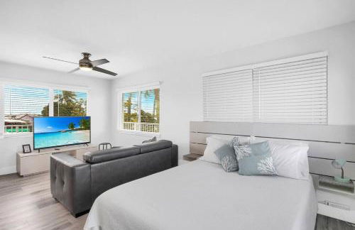 Waterfront Studio 1, Kayaks, Pool, Bay View, Wifi - Photo 3