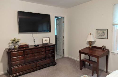NEW! Stately 3BR25BA near Rockwood - Foto 17