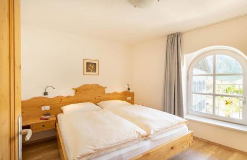 Kreuzwegerhof Nals - Historic Nature Stay with Pool near Meran & Bozen - Photo 33