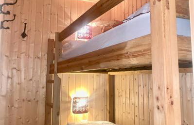 Charmant appartement avec départ et retour skis aux pieds - Photo 2