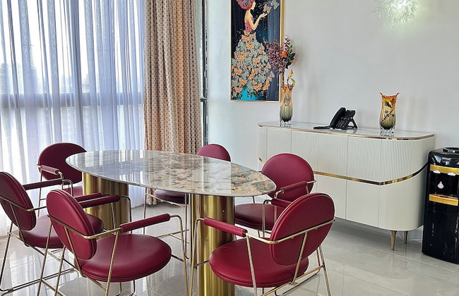 Mira Heights Suite & Conferencing - Photo 9