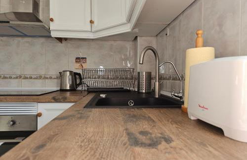 House Next to Beach in Tropical Garden - Foto 15