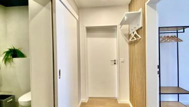 MiCasa OL - Modernes Apartment in City Bestlage - Küche - WLAN - Balkon - Fugenloses Bad - Foto 5