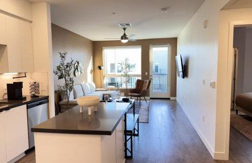 New Oasis Near Disneyland Pool Gym Free Parking - Foto 55