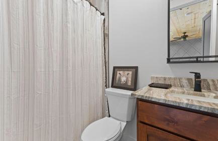 Blue Heron & Gray Fox by Avantstay 2 Lakefront Homes, Sleeps 44 Pool, Dock, Theater - Foto 130