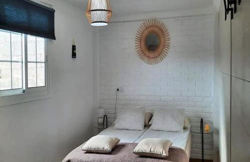 Beautiful Holiday Home in Arona with private terrace - Foto 26