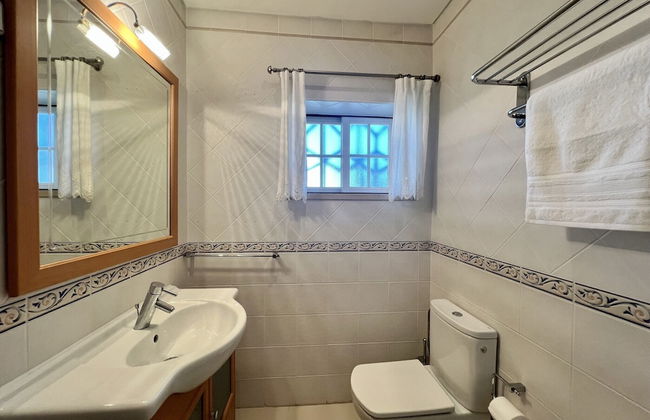 Quarteira Classic With Pool by Homing - Foto 24