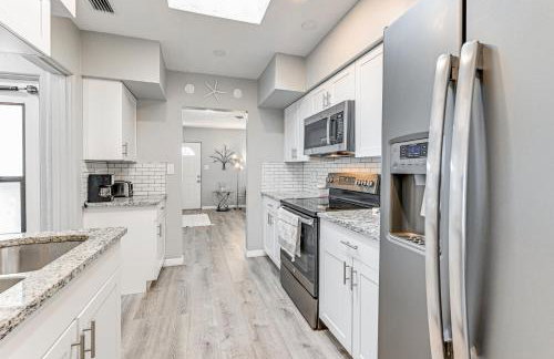 3 Mi to Venice Beach Pet-Friendly Home with Yard - Foto 10