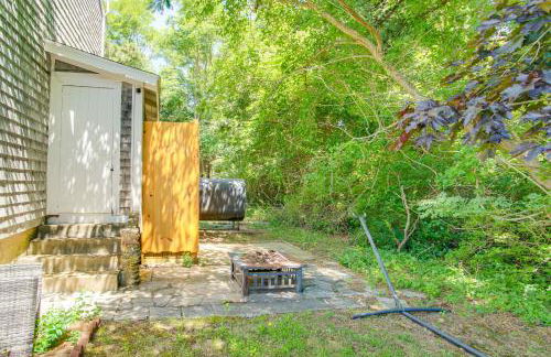 Less Than 1 Mi to Beaches Home with Deck in Oak Bluffs - Foto 20