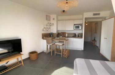 Luxueux Studio Neuf - Frontière Monaco - Piscine - Parking privé - Foto 14