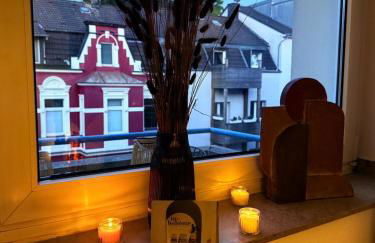 Rüttenscheid Design Apartment mit Balkon Office - Foto 8