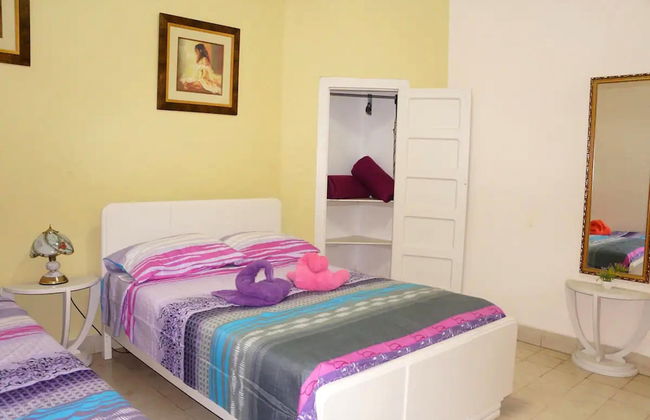 Hostal Yumuri - Photo 3