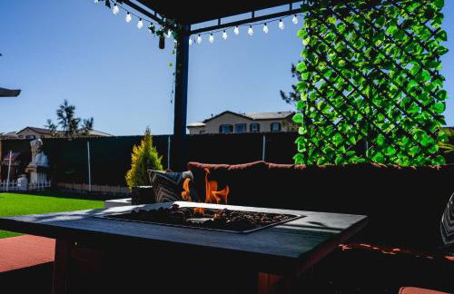 California 3-Bedroom Desert Escape With Garden - Foto 24